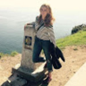 Meet your Posher, Andrea